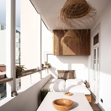 Modern And Luxurious In * Лиссабон