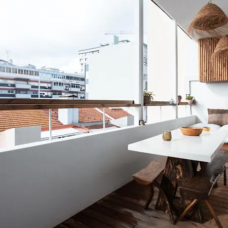 Modern And Luxurious In Lizbona